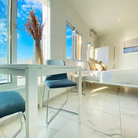 Apartment Phaedrus Living : Luxury Flat Lighthouse 75 Paphos