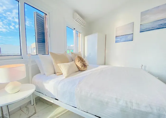 Phaedrus Living : Luxury Flat Lighthouse 75 *